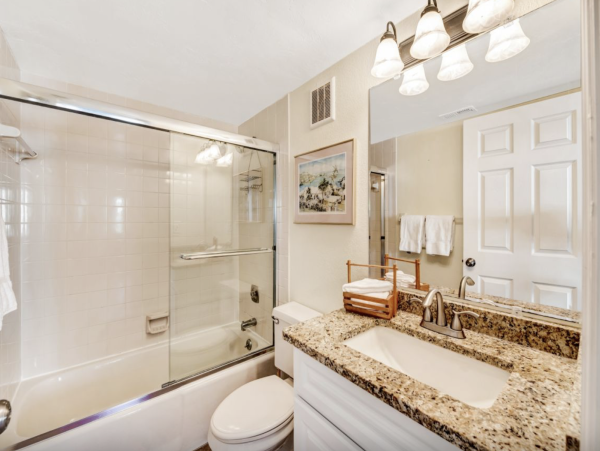 Holmes Beach Gulf Front 2 Bedroom Beach Vacation Condo